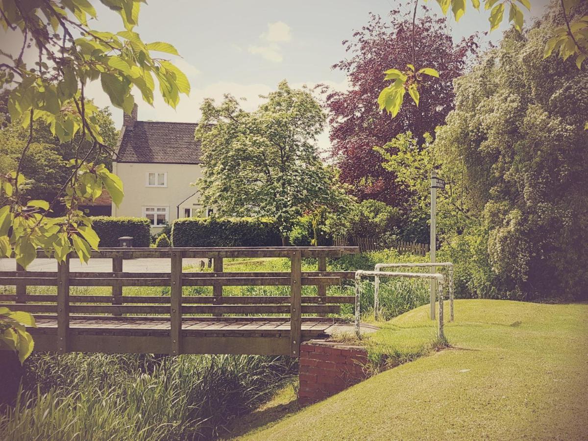 Thorn House B&B Fen Drayton Экстерьер фото
