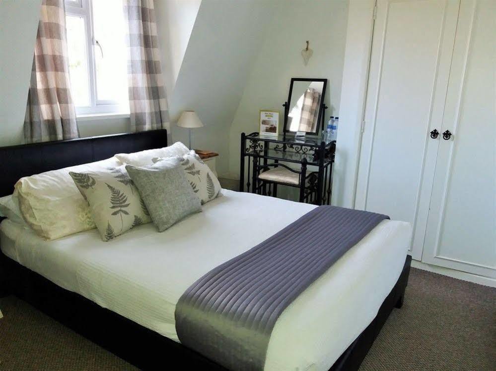 Thorn House B&B Fen Drayton Экстерьер фото