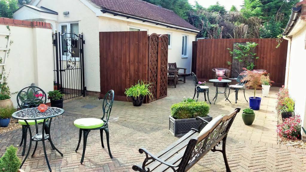 Thorn House B&B Fen Drayton Экстерьер фото